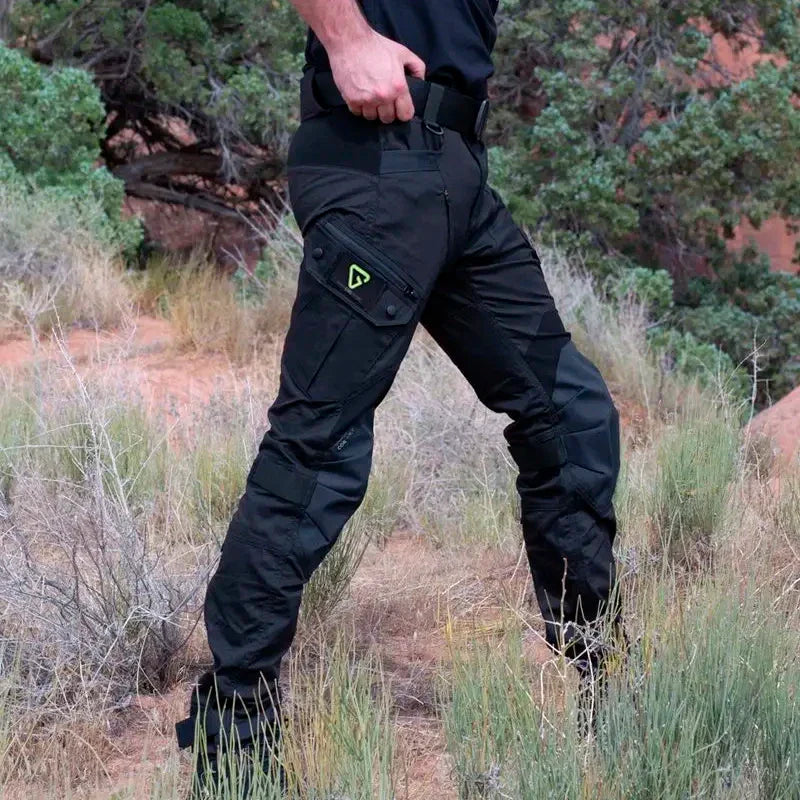 [Llevá 3, ¡Pagá 2!] Pantalón Militar Lionor en Tejido RipStop y Poliéster + REGALOS: Reloj Táctico, Cinturón Táctico y Mini Bag